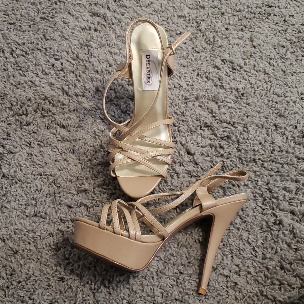 Cali heels by dyeables